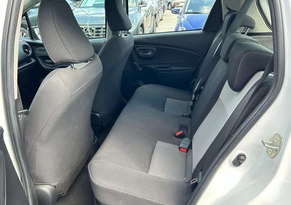 Toyota Yaris cena 59900 przebieg: 79497, rok produkcji 2018 z Głubczyce małe 436